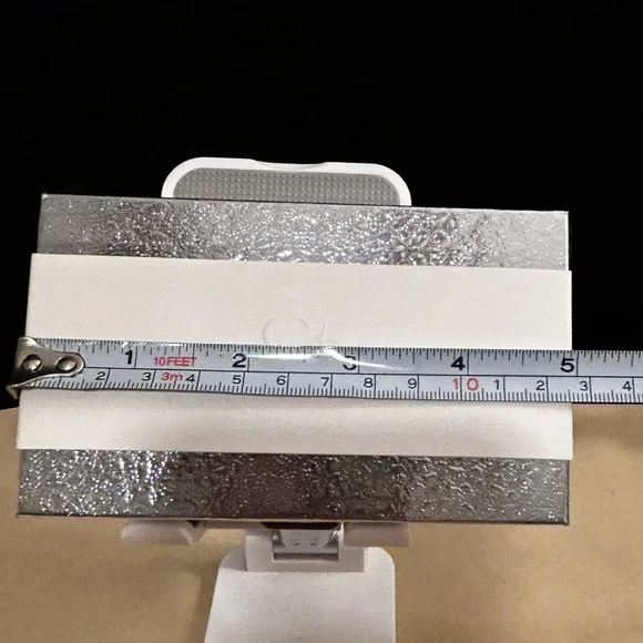 Seint Beauty Eyeshadow Palette with 4 Eyeshadows - Picture 9 of 10